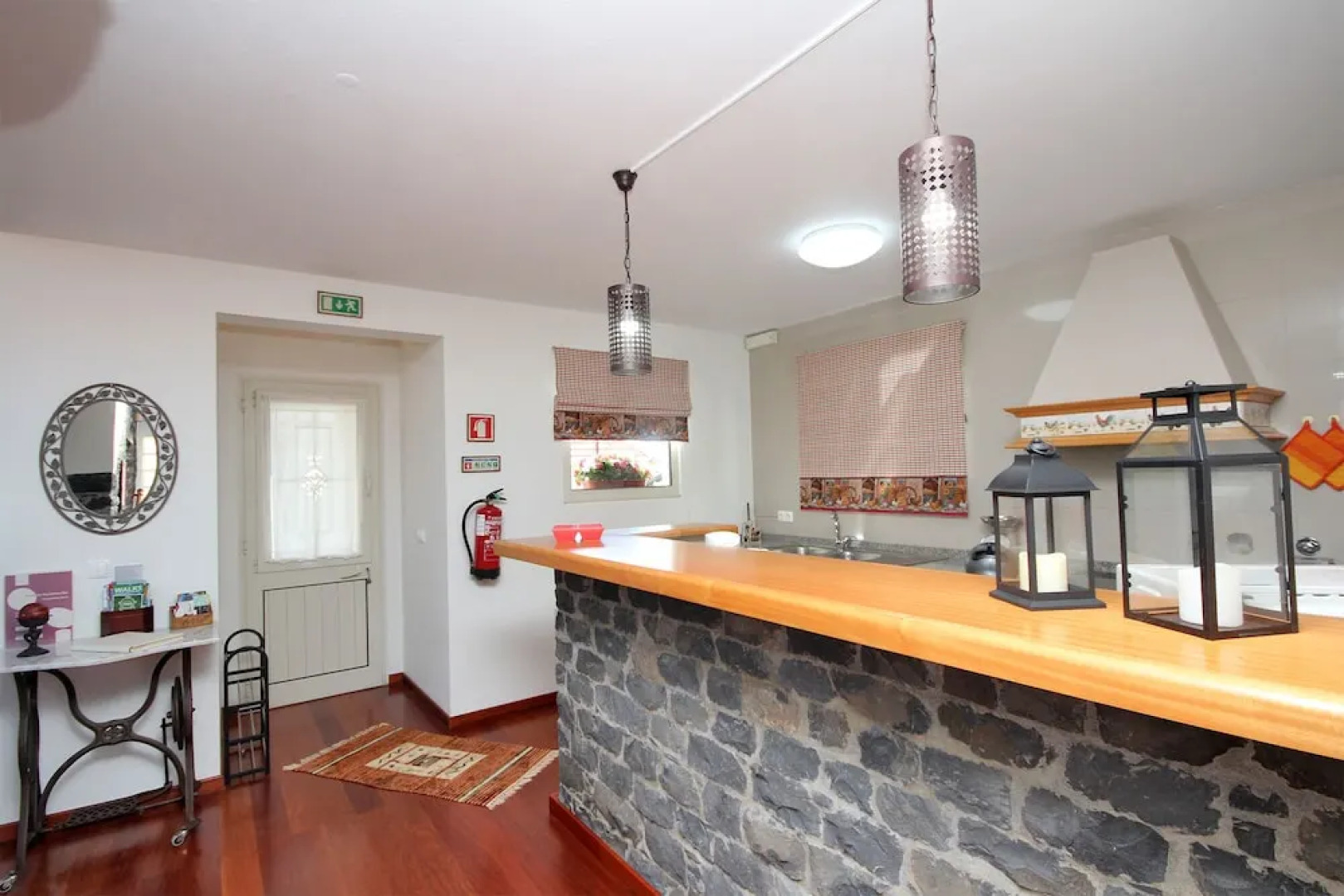 Cantinho Das Faias by HR Madeira