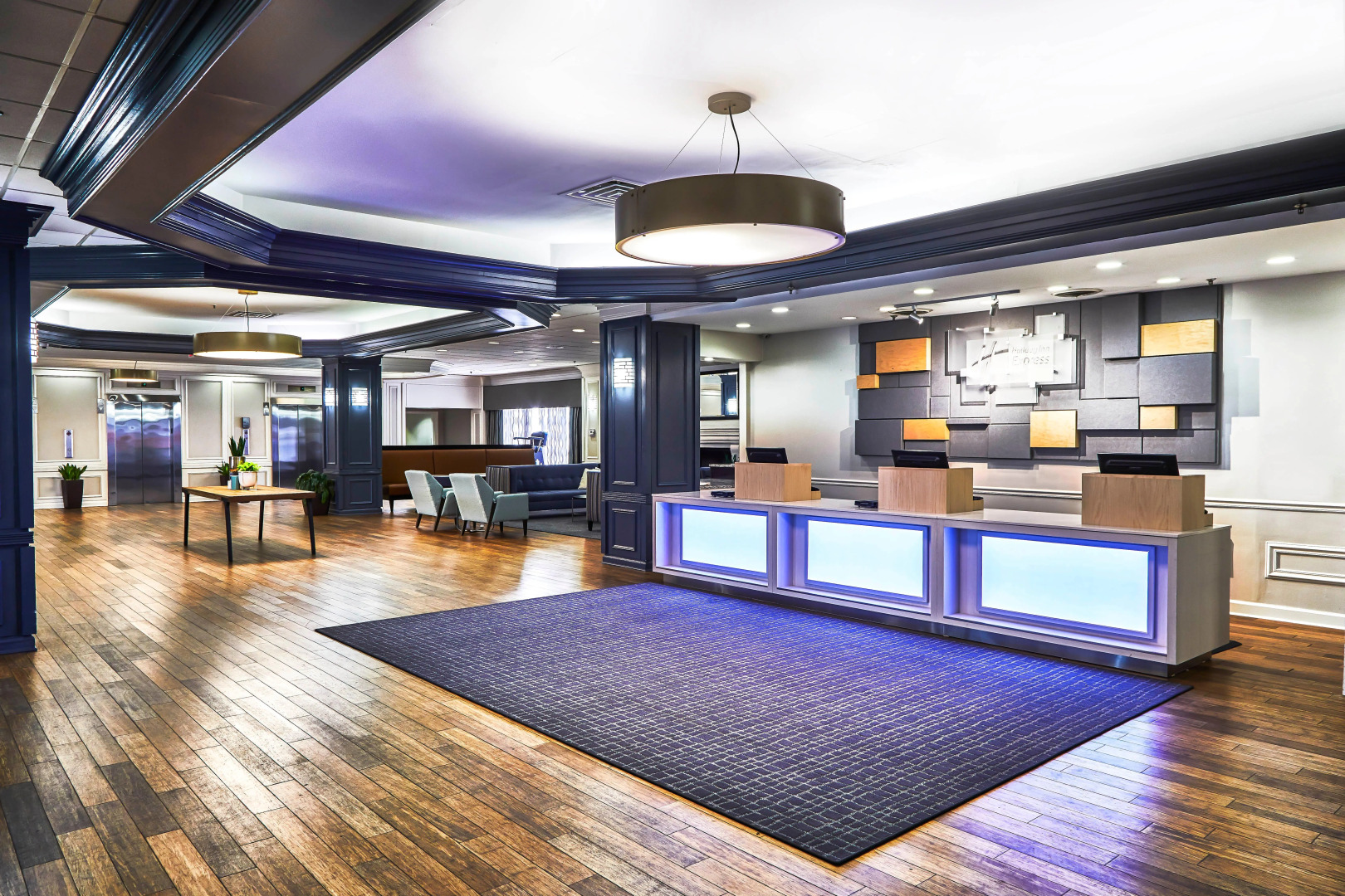 Holiday Inn Express Nashville Downtown - Broadway by IHG