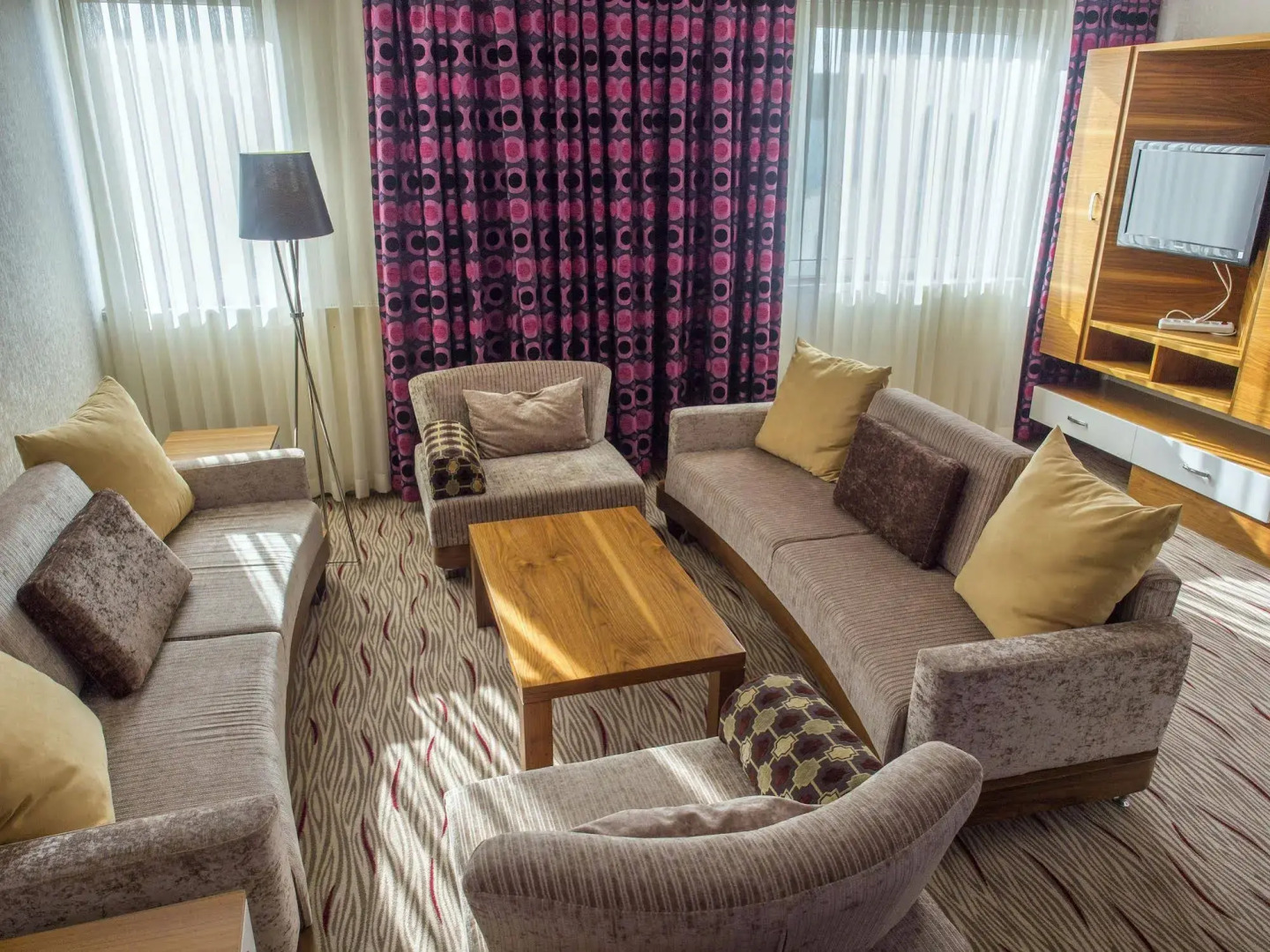 Airport Hotel Global