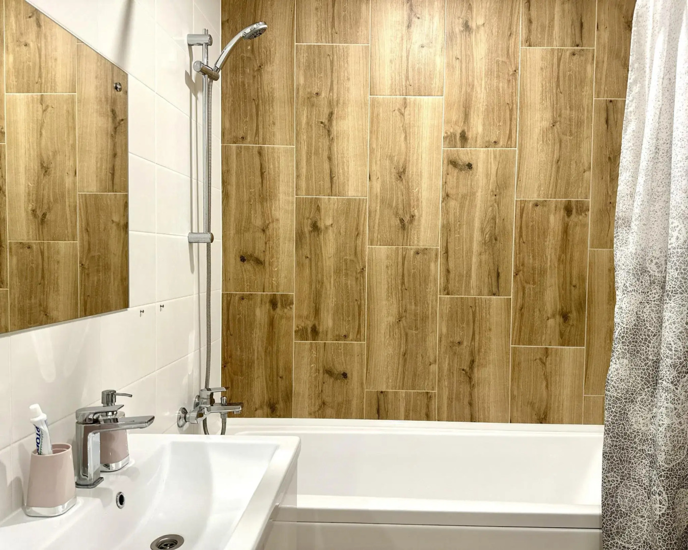 Compass (Компасс) на улице Харьковская 72б