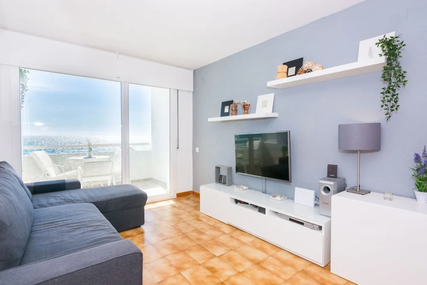 HomeHolidaysRentals Mariluz