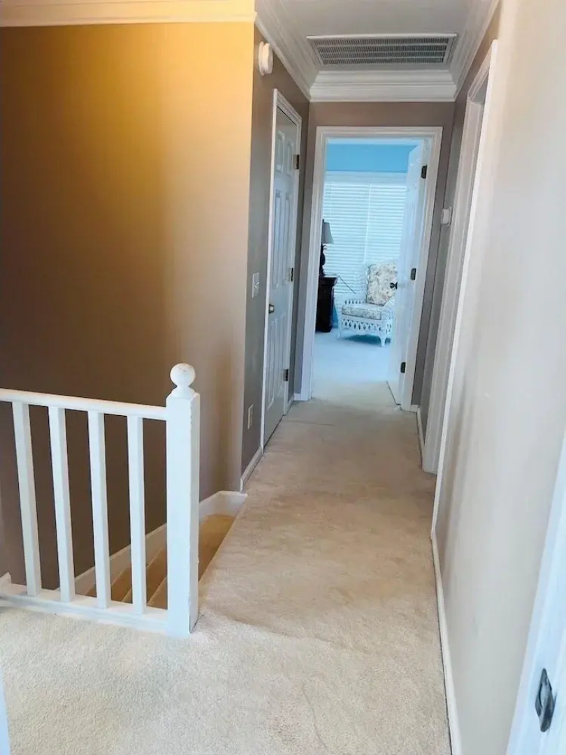 Victoria - 3 Br Home