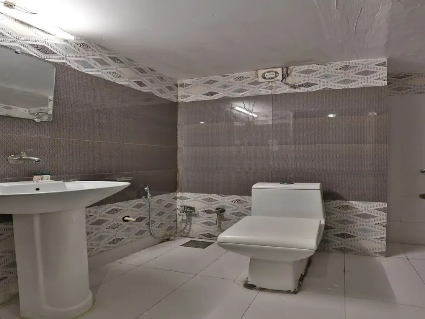 OYO 27796 Hotel Jubilee