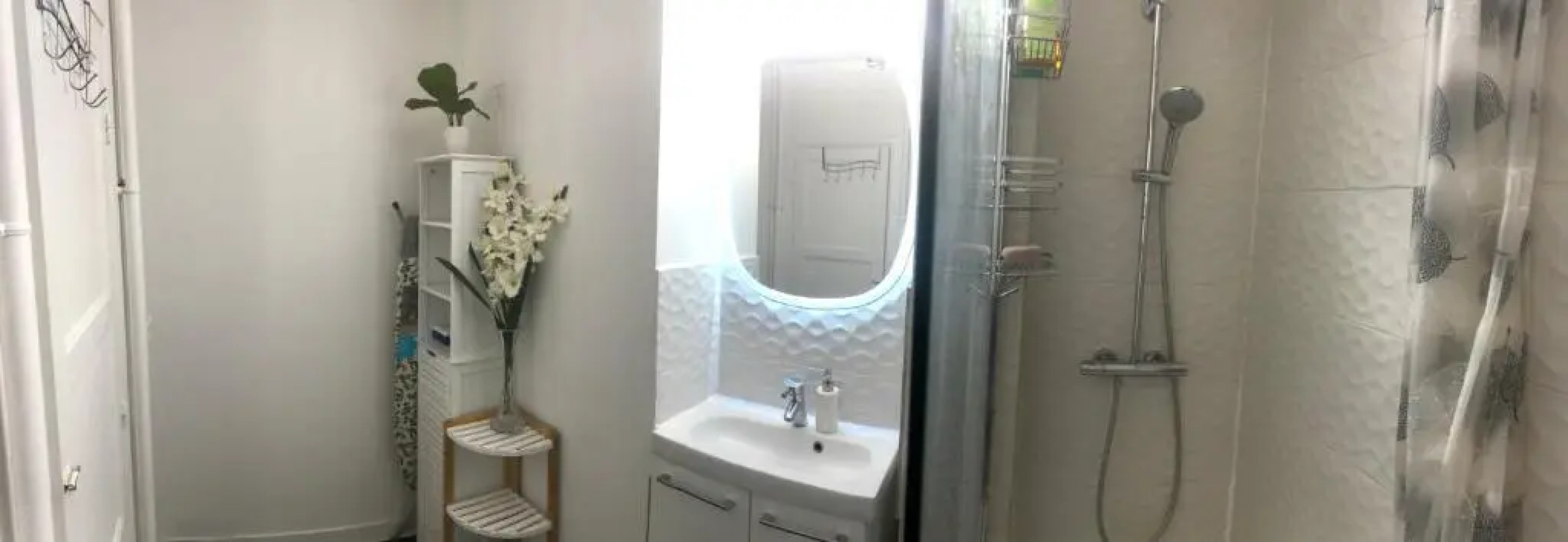 Private room 20 minutes from Eiffel Tower