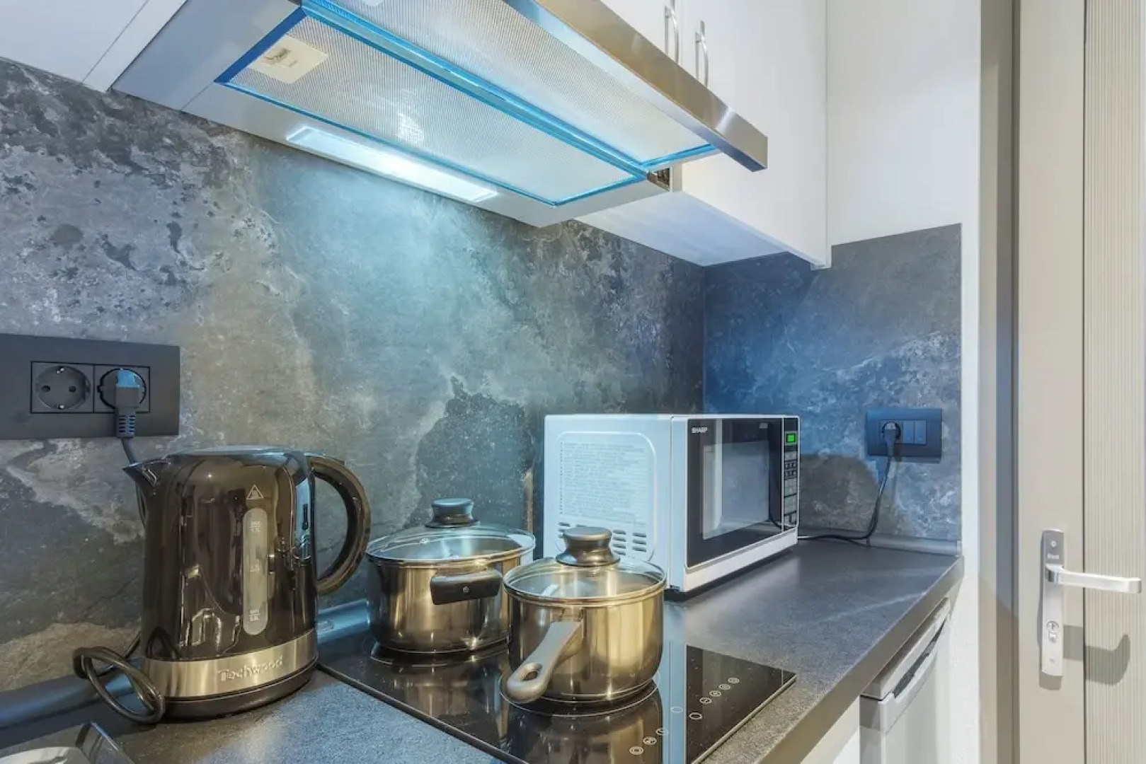 Aura Luxury Suites - Olympiada Cozy Getaways