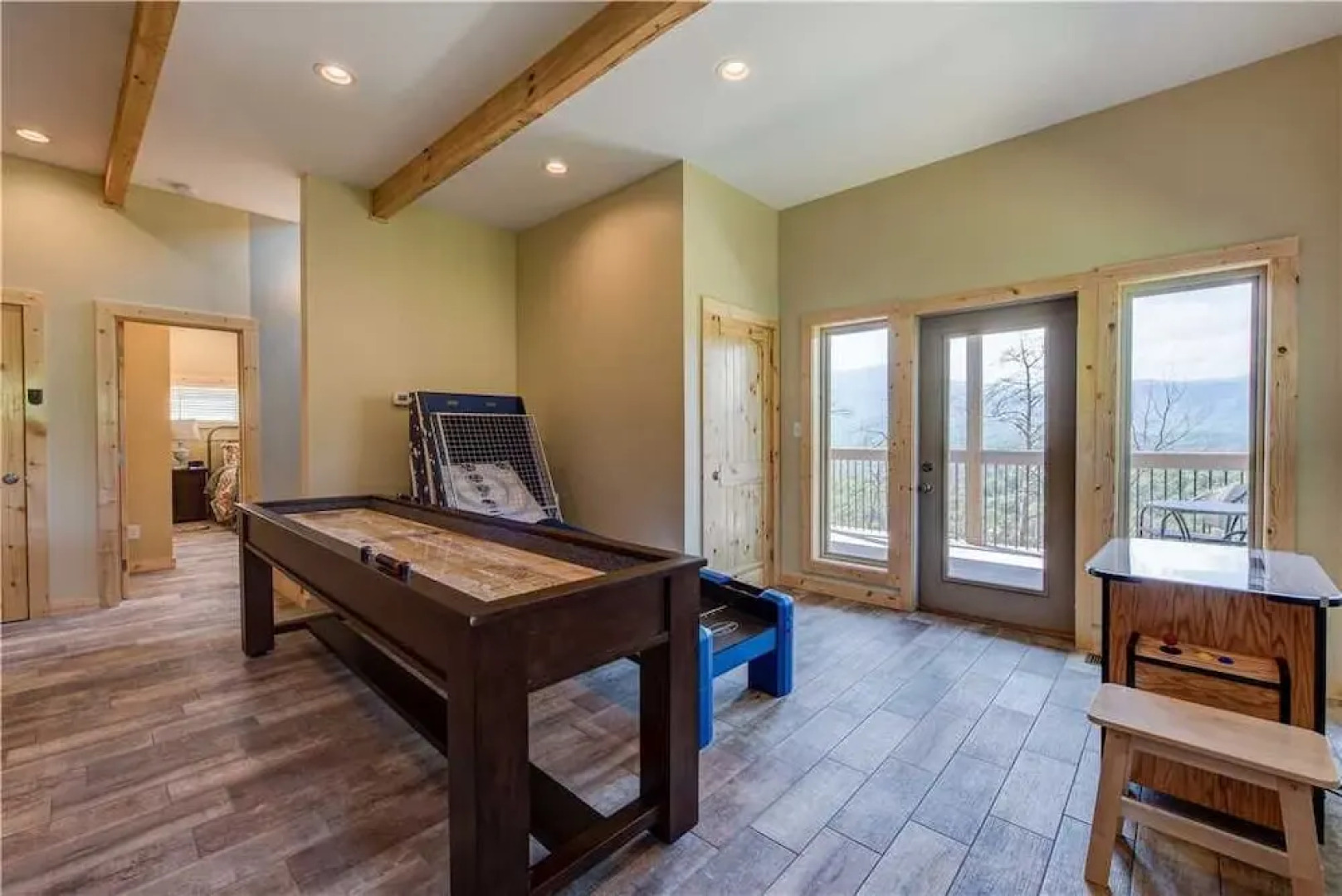 Hello Smokys - Two Bedroom Cabin