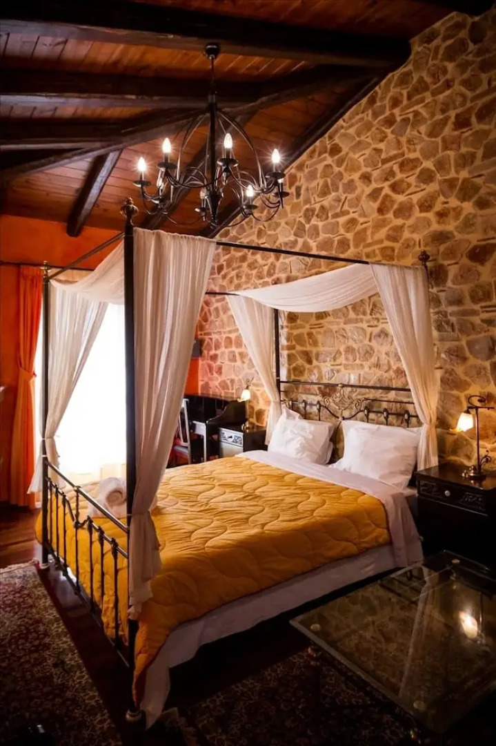 Acronafplia Pension B&D