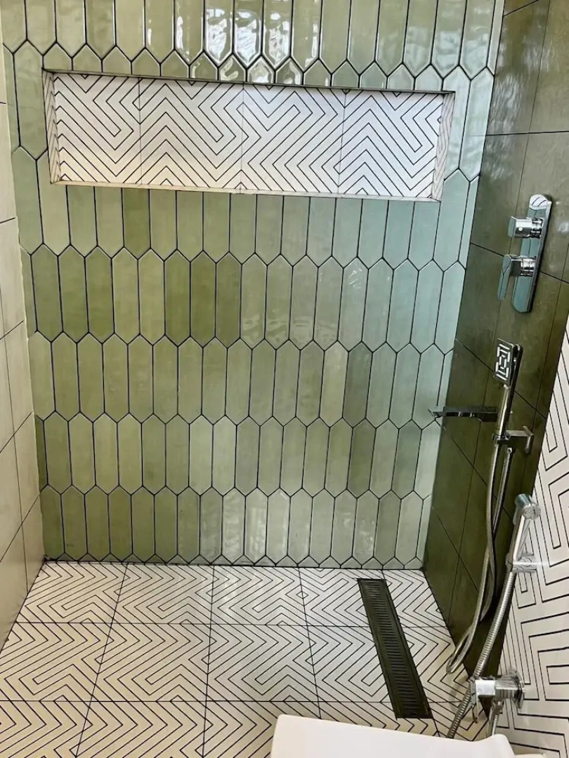 Castle Service Apartment