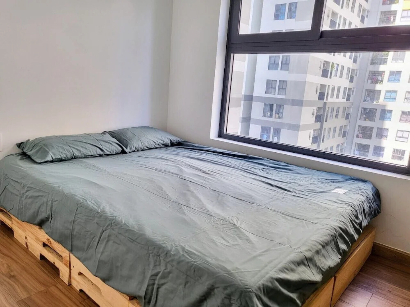 Bcons Garden Luxury Apartment