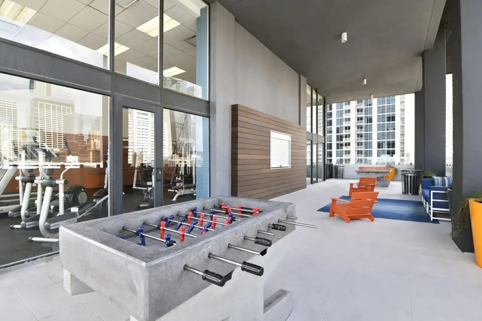 Stay Alfred on Fannin Street