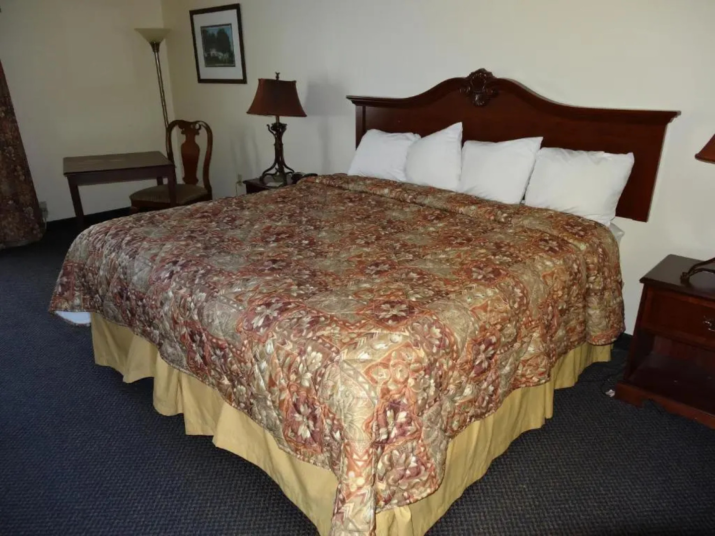 Fairgrounds Inn