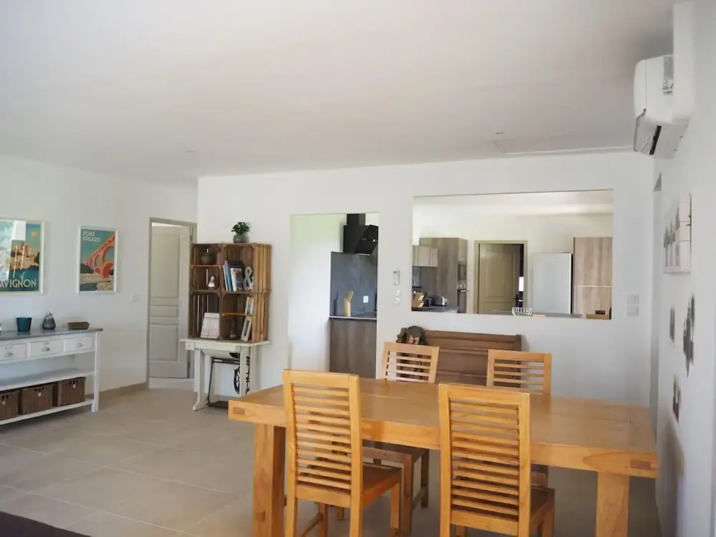 Holiday Home Near Pont du Gard & Vineyards