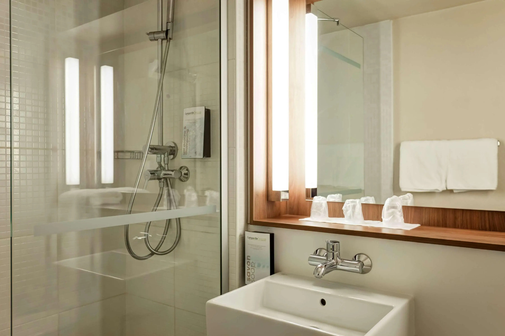 Campanile Geneve - Ferney-Voltaire