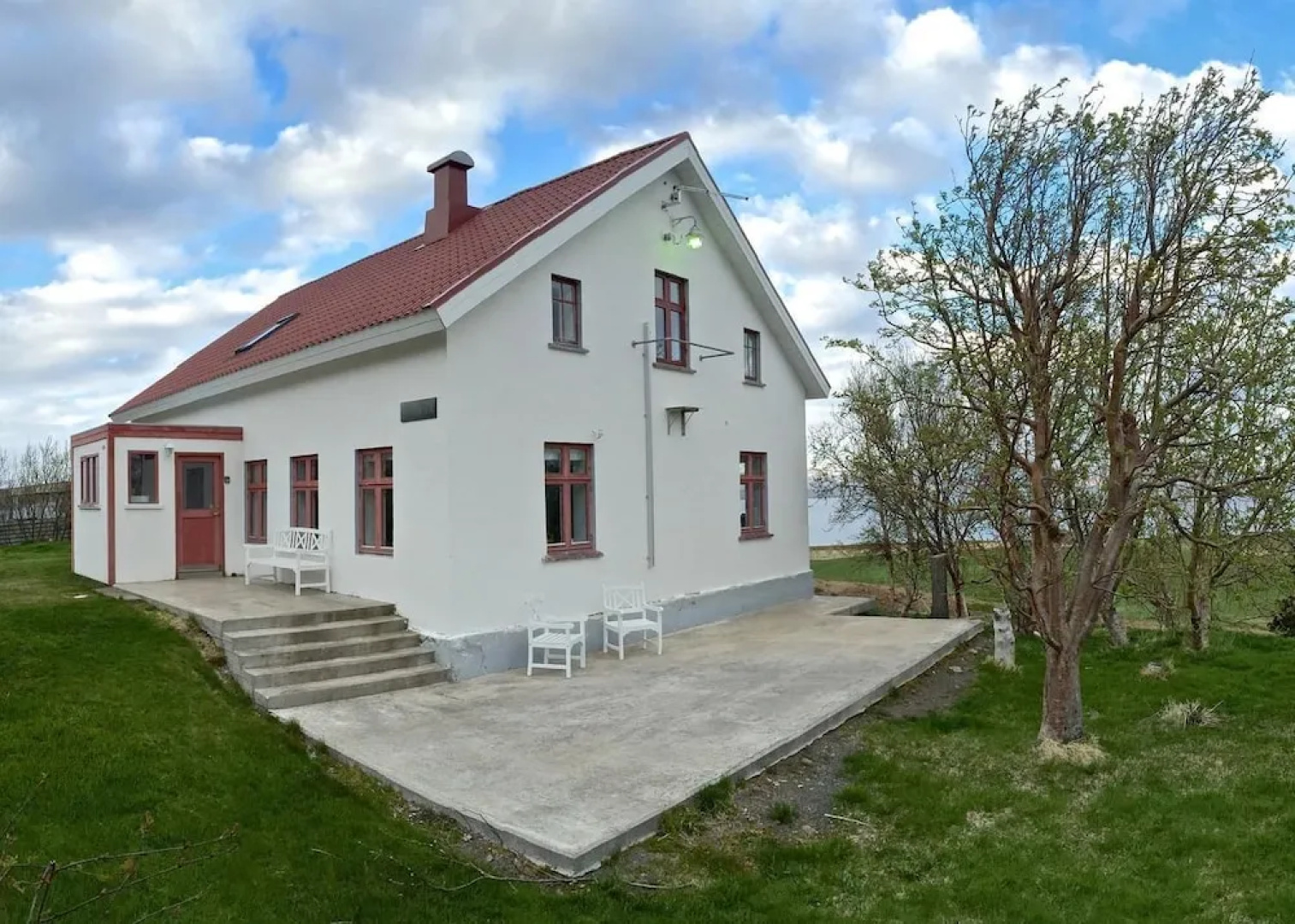 Karlsá Lodge