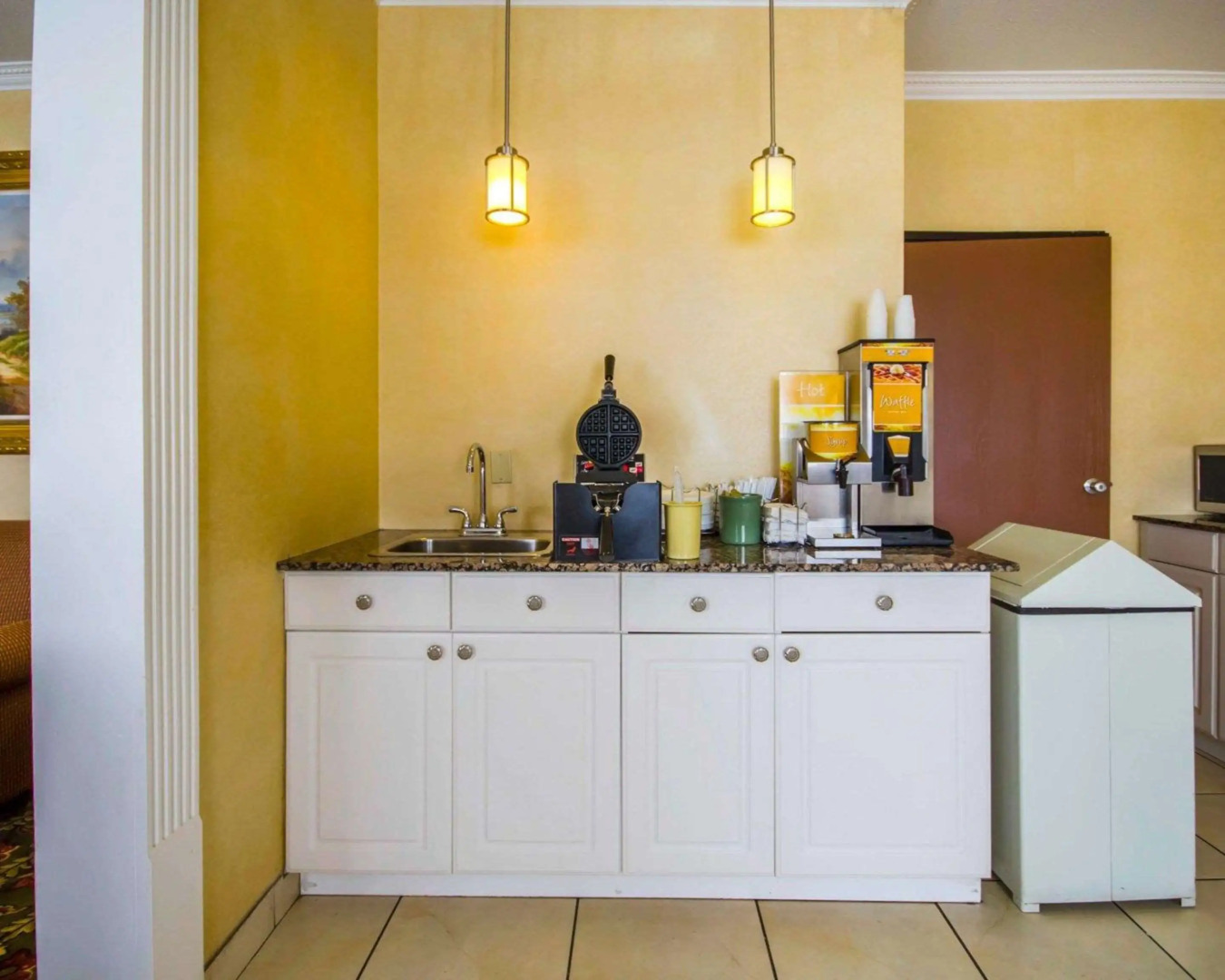 Quality Inn Evansville Eastland Area