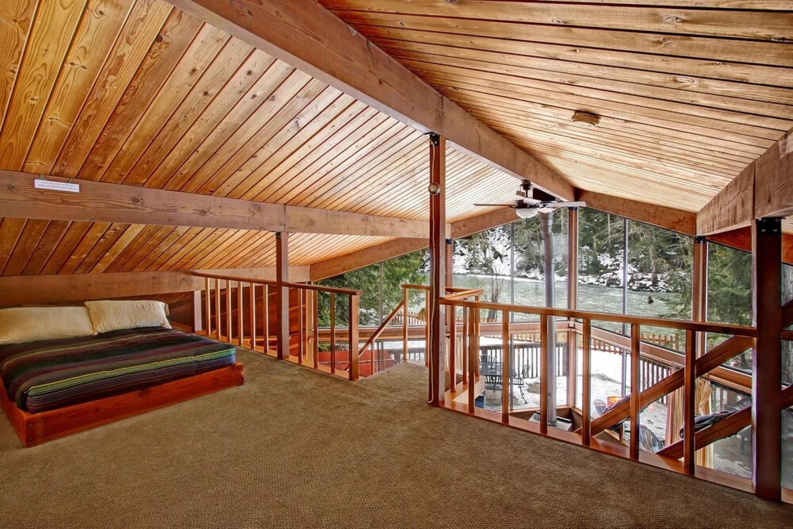 Rustic River Paradise - One Bedroom Cabin with Hot Tub