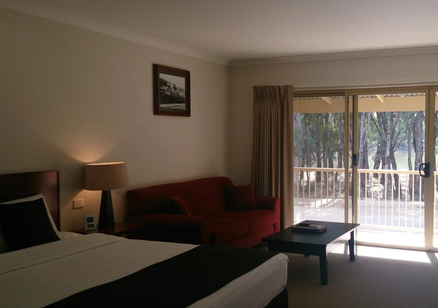 Murray Waters Motor Inn & Apartments