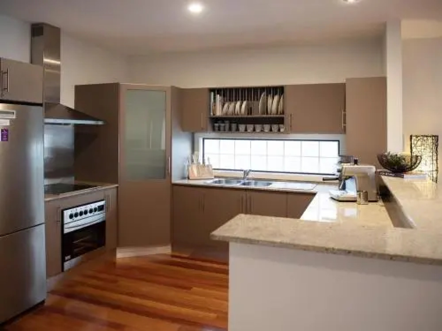 Cossies', 2/273 Corrie Parade - Stunning Views And Air Conditioned