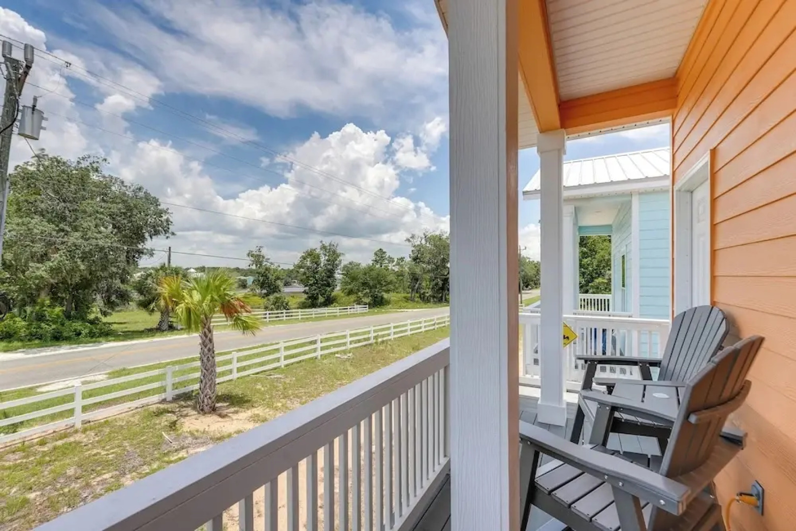 ~ 2 Mi to Boat Ramp: Steinhatchee River Cottage