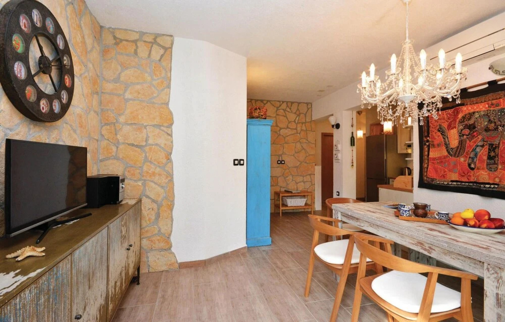 Stunning Home in Ivan Dolac With Wifi and 2 Bedrooms