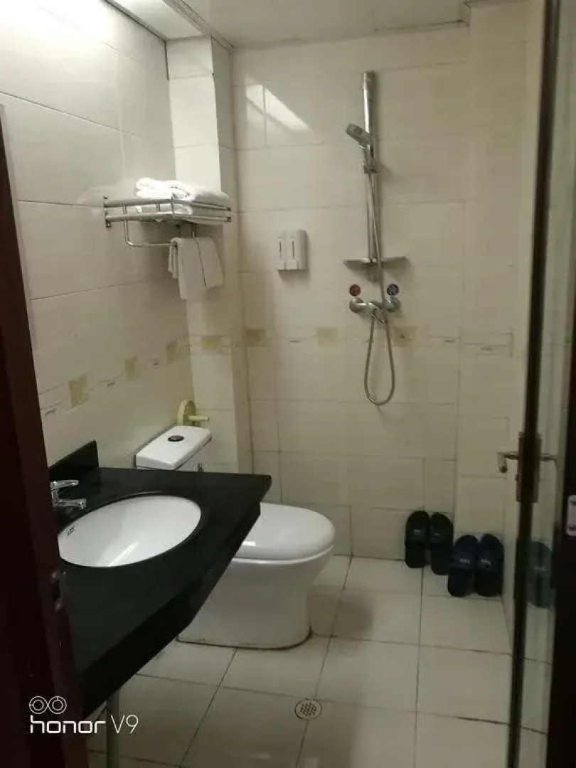 Enshi Junren Business Hotel