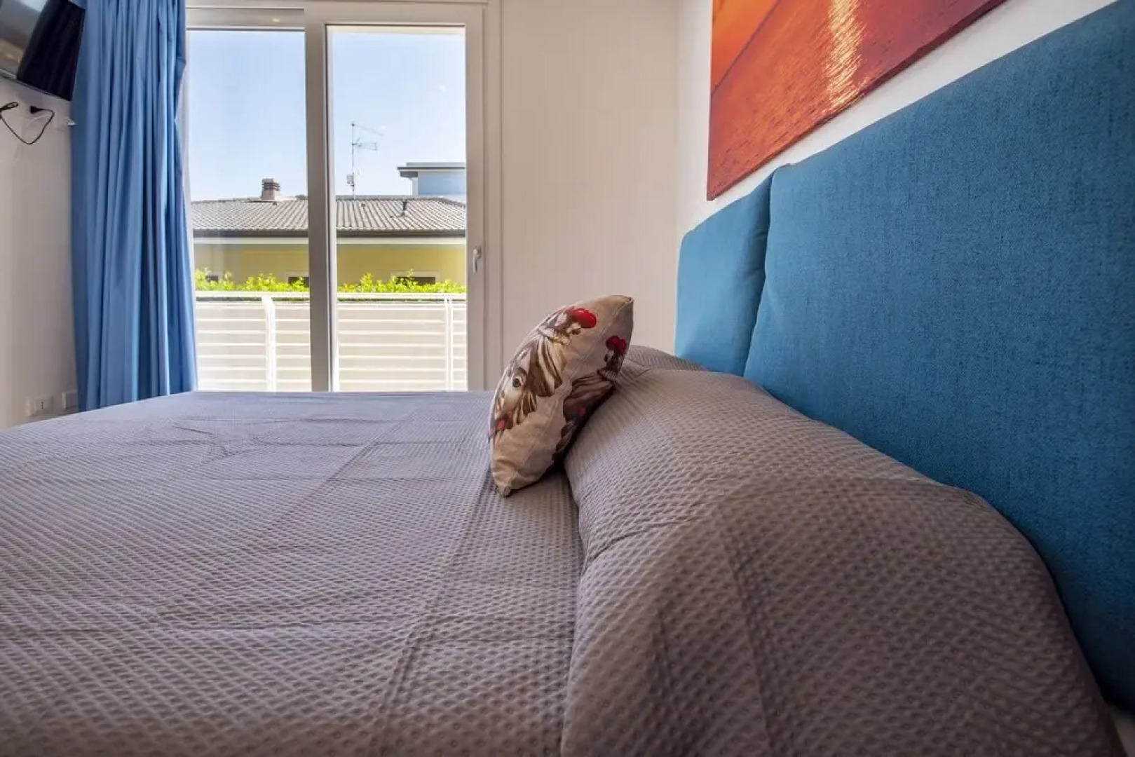 Smeraldo Apartment On Sea Shore