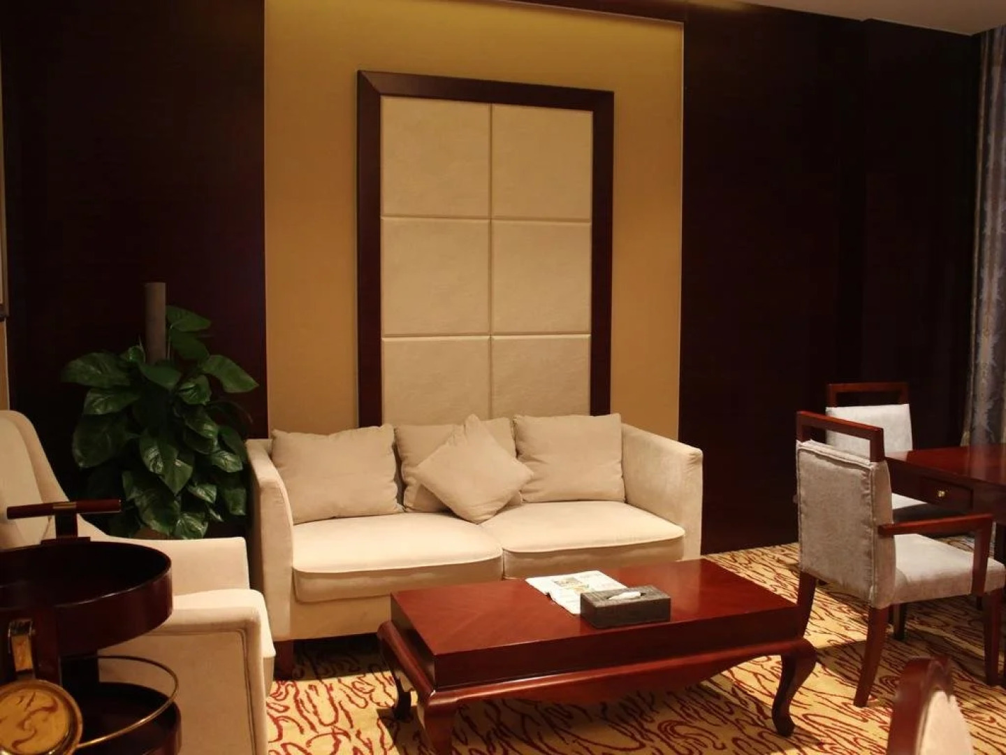 Gang Hui International Hotel