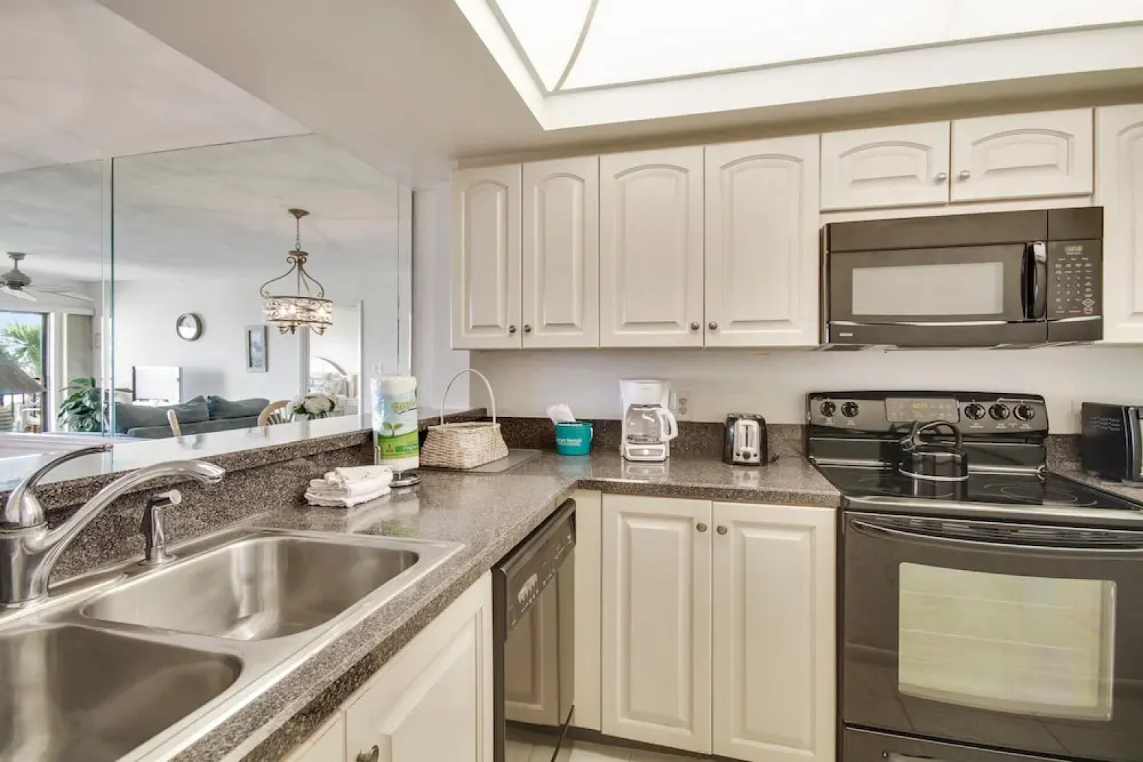 Land's End 303 Building 8 Beachfront With Private Balcony!