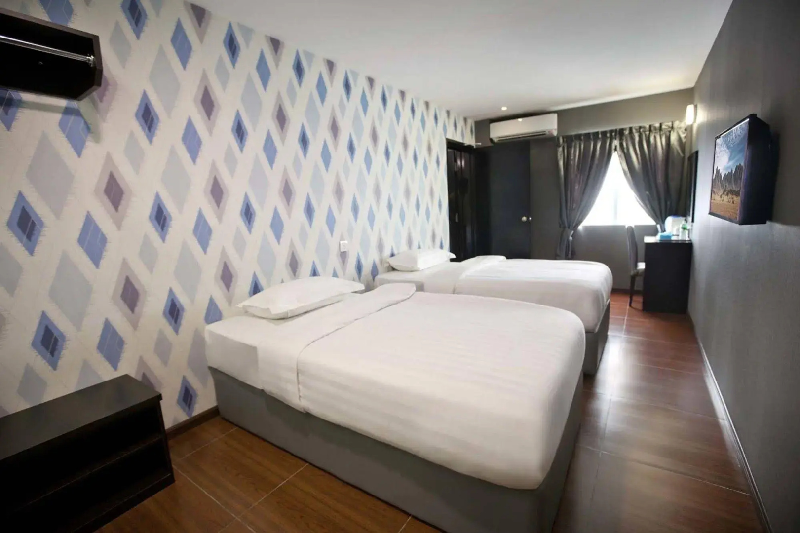 OYO 383 V3 Hotel Nusajaya