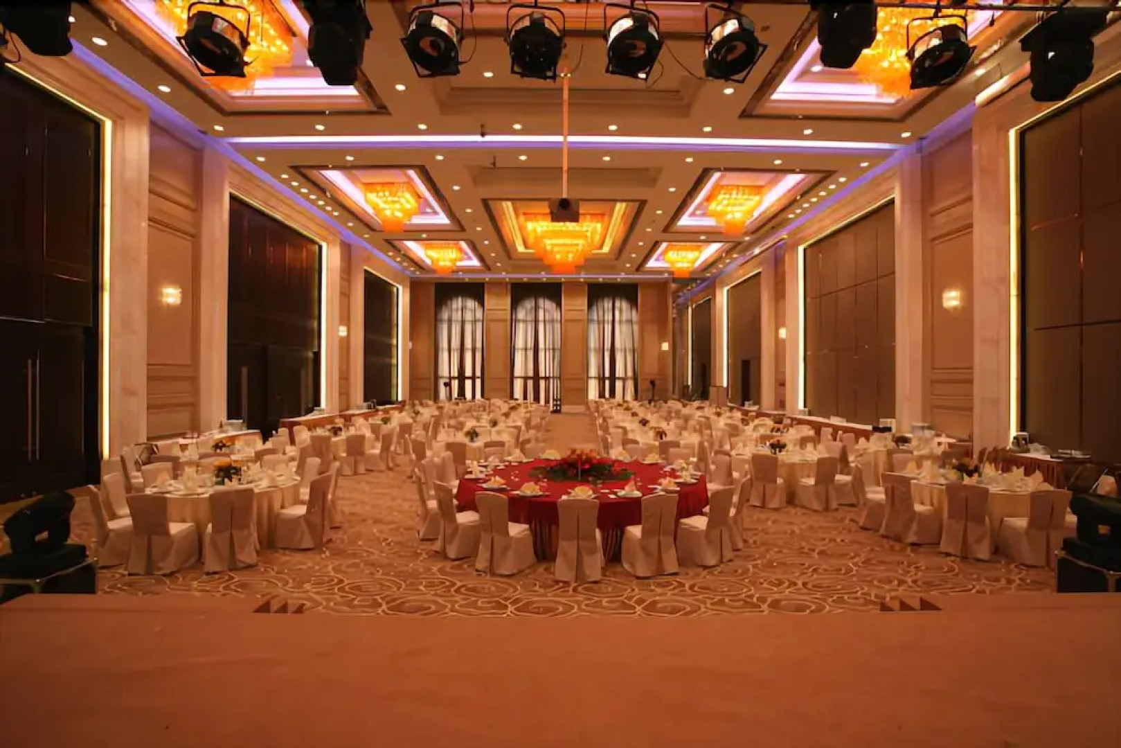 Landison Hotel Xinchang