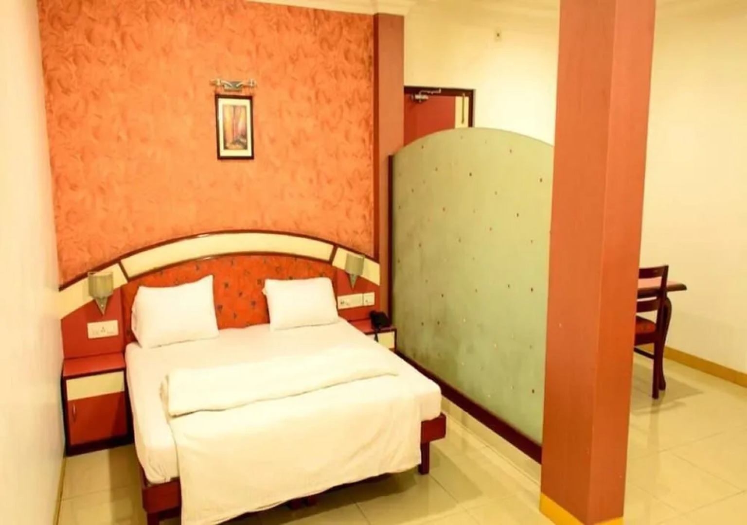 Blue Diamond The Hotel