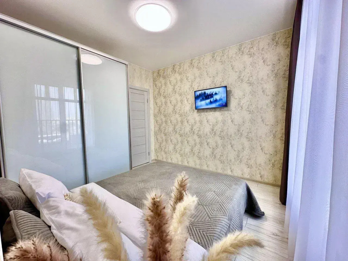 Апартаменты Люкс Анастасия на улице Крымской весны 5 корп. 1