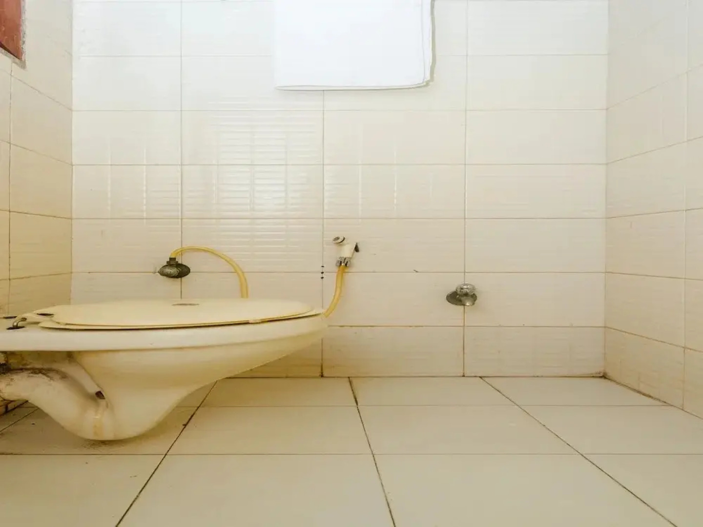 Hotel Ambay International by OYO Rooms