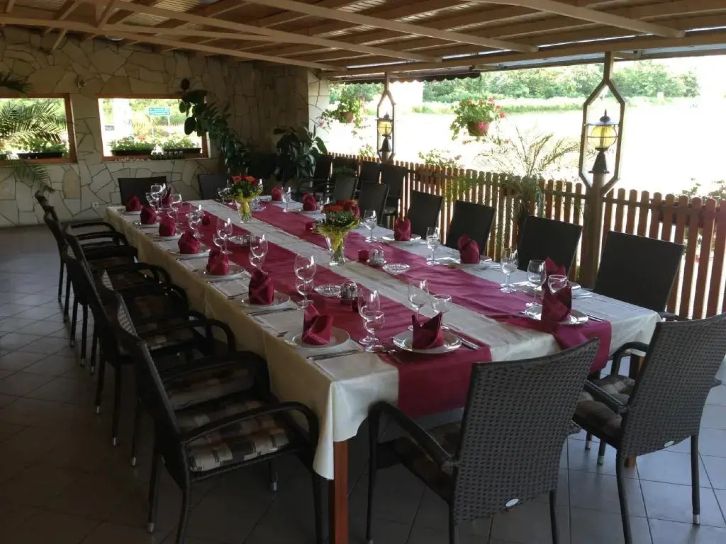 Patyi Étterem és Hotel