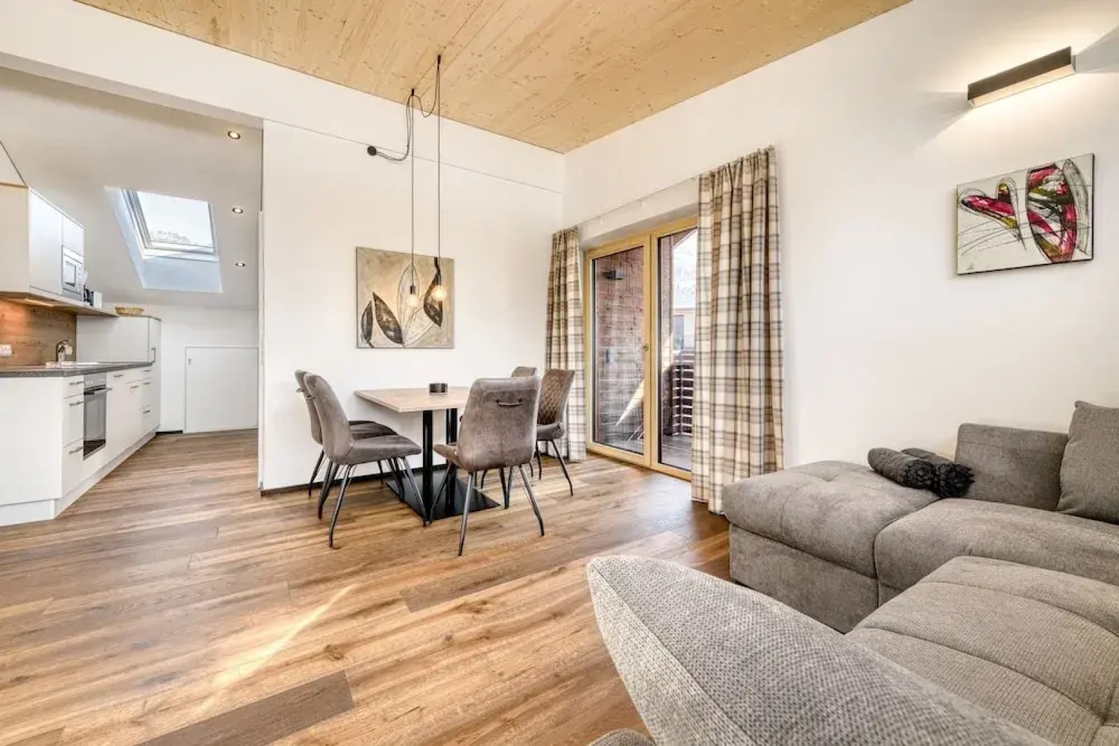 Alpenblick Appartements - 3-zimmer Dachgeschoss