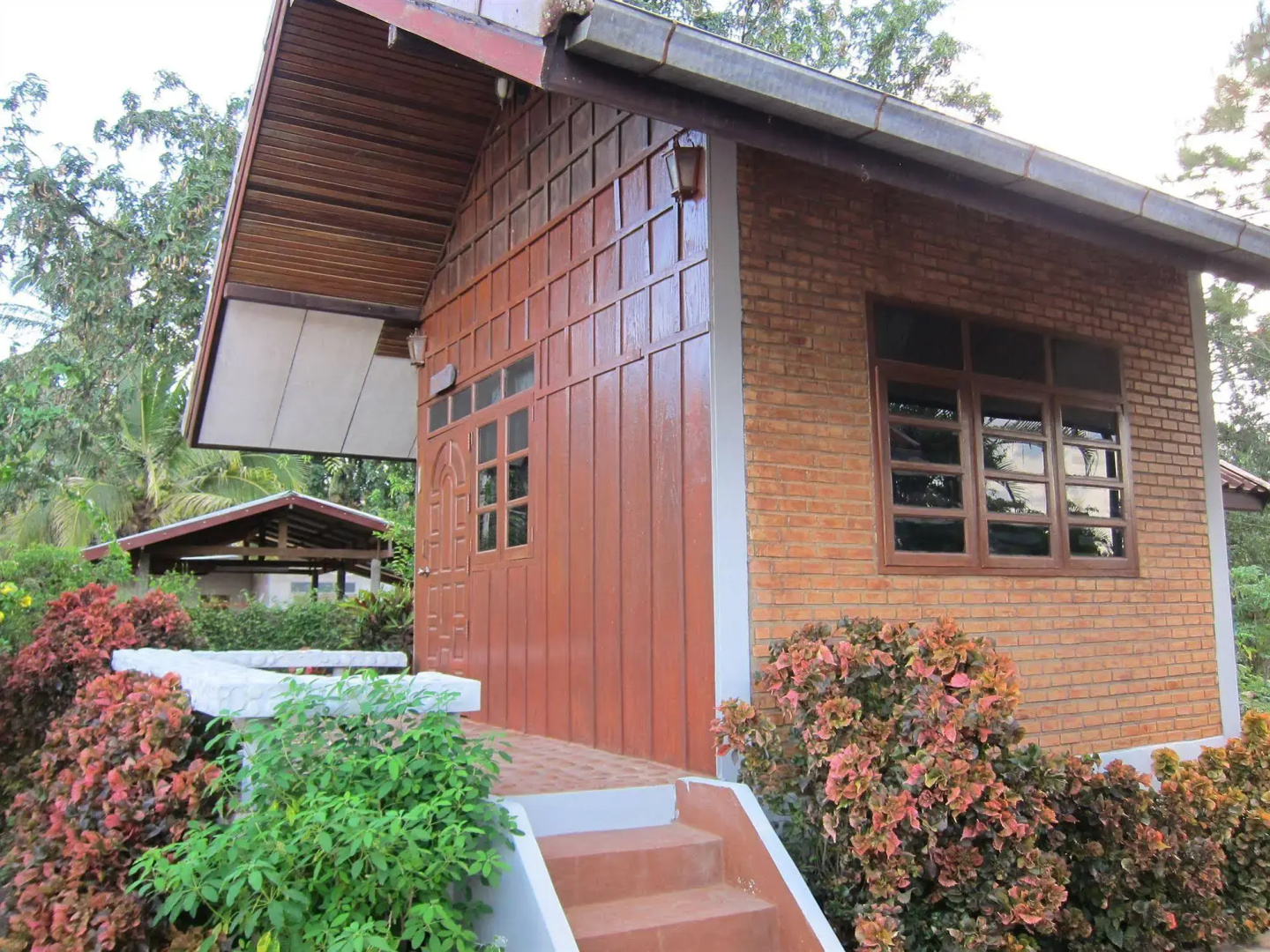 Thai Loei 300 Pi Resort