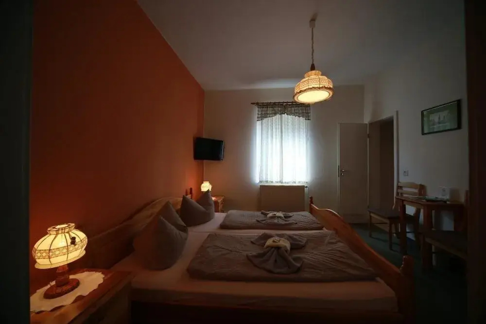 Gaststätte & Pension Lichtenhainer Wasserfall