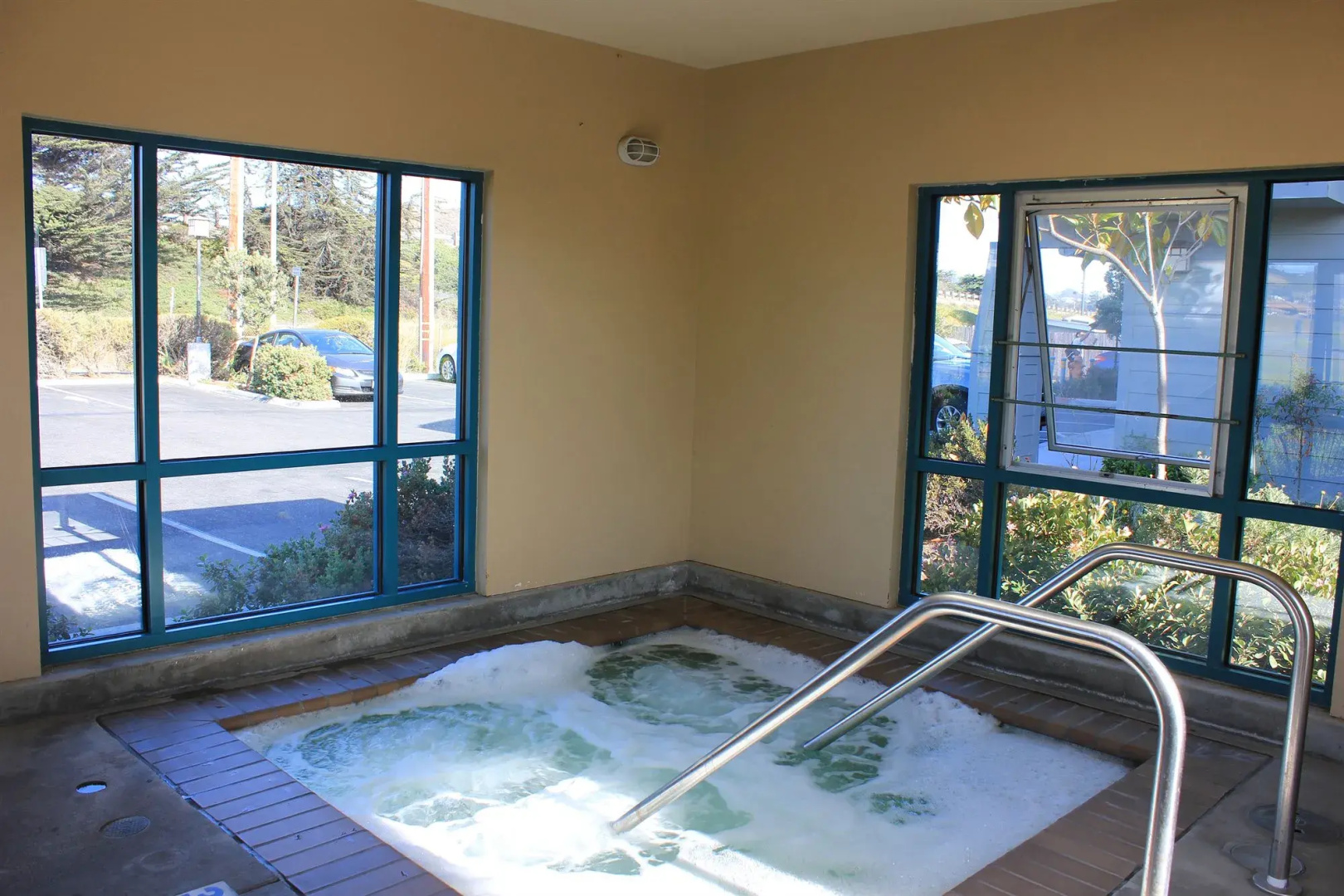 Morro Shores Inn And Suites