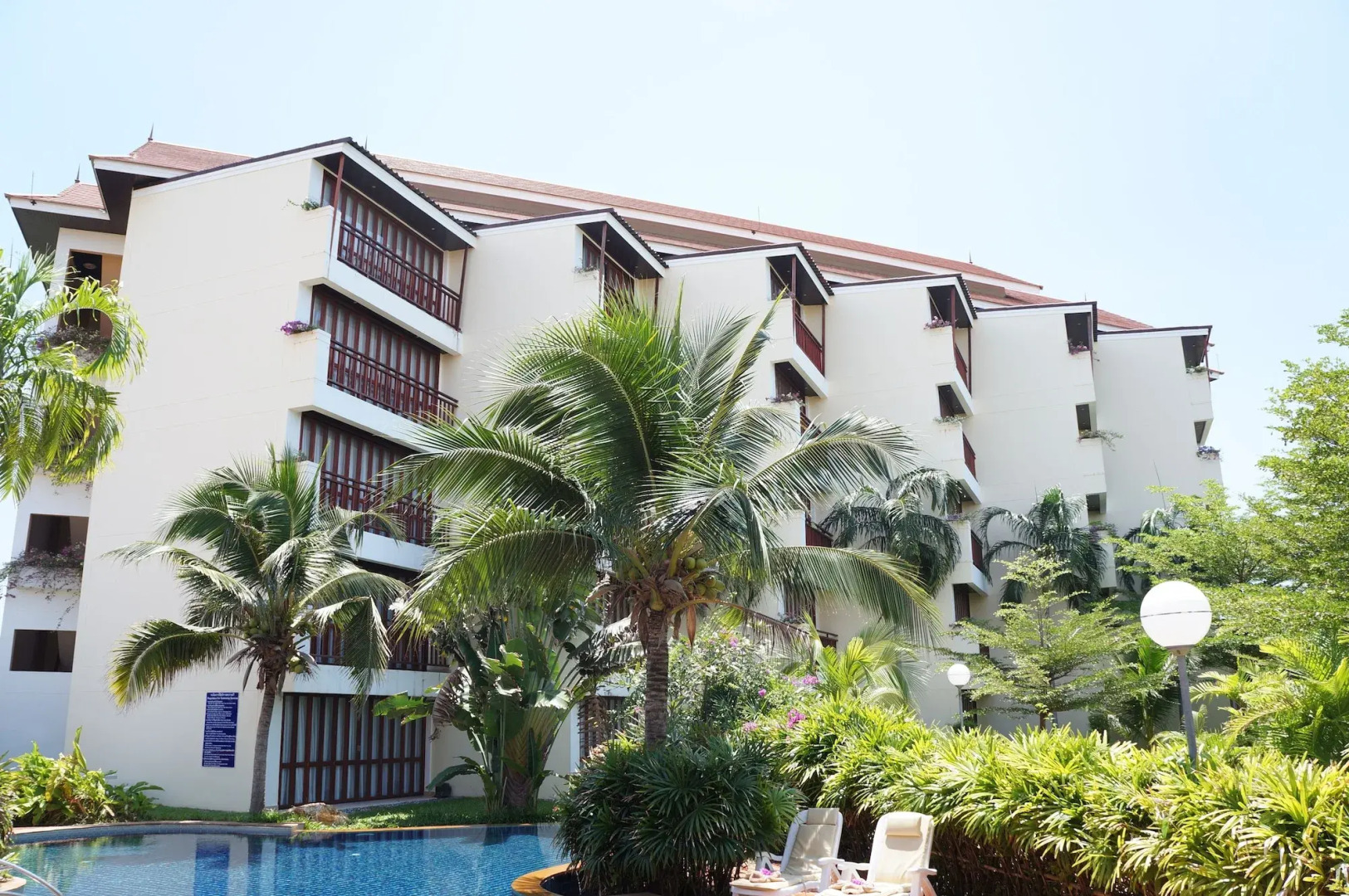 The Royal Tropical Beach at VIP Chain Resort