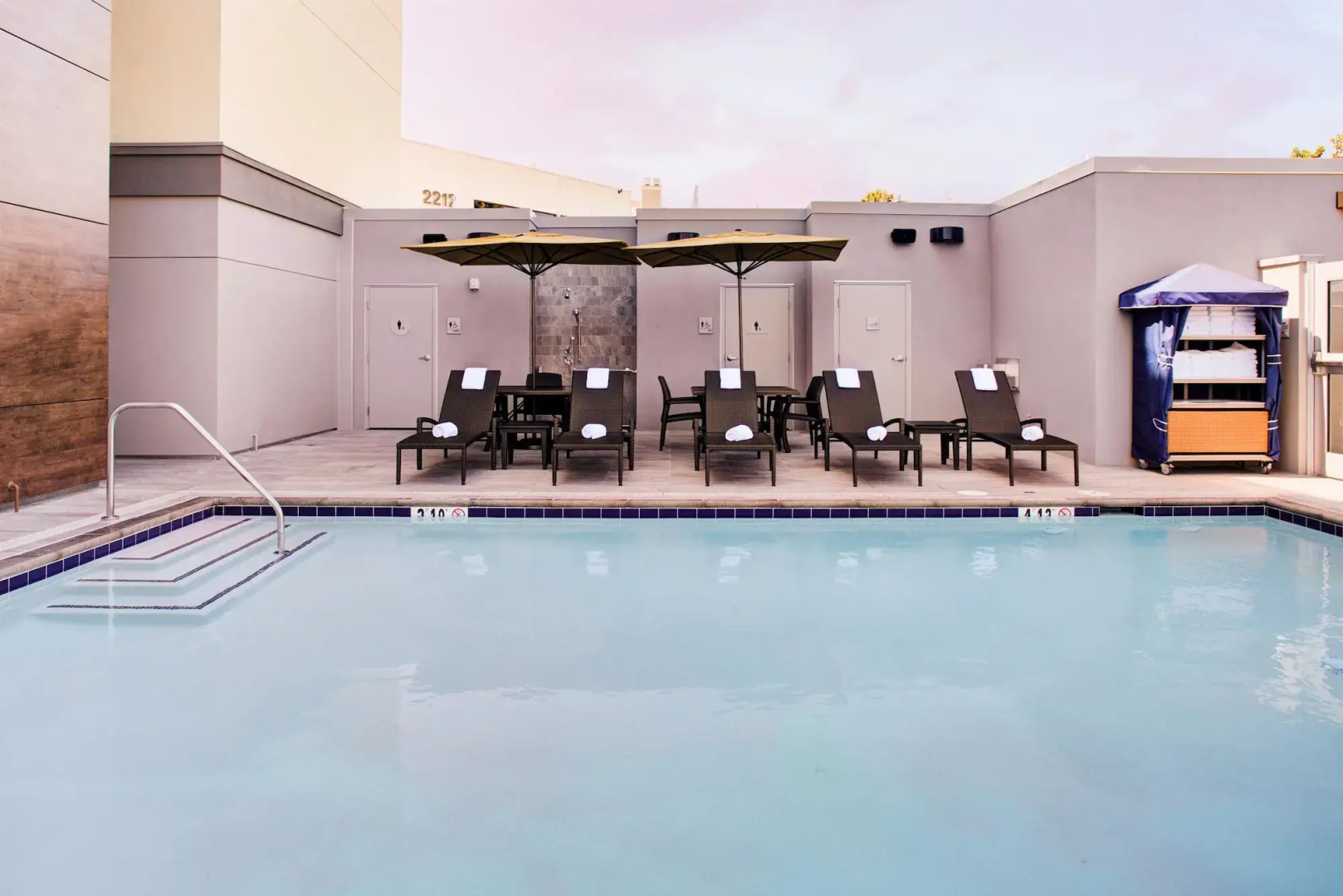 Hampton Inn & Suites Irvine-Orange County Airport