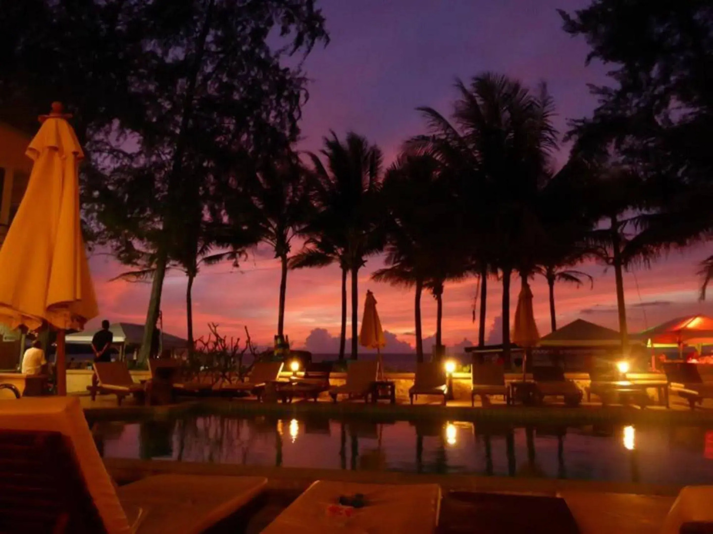 Kamala Beachfront Apartment