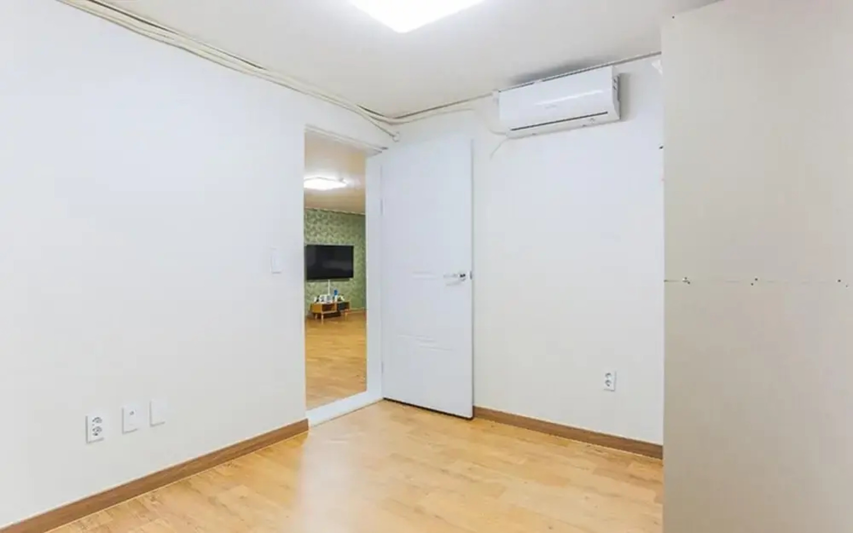 Gongju Donghaksa Moodwa Pension