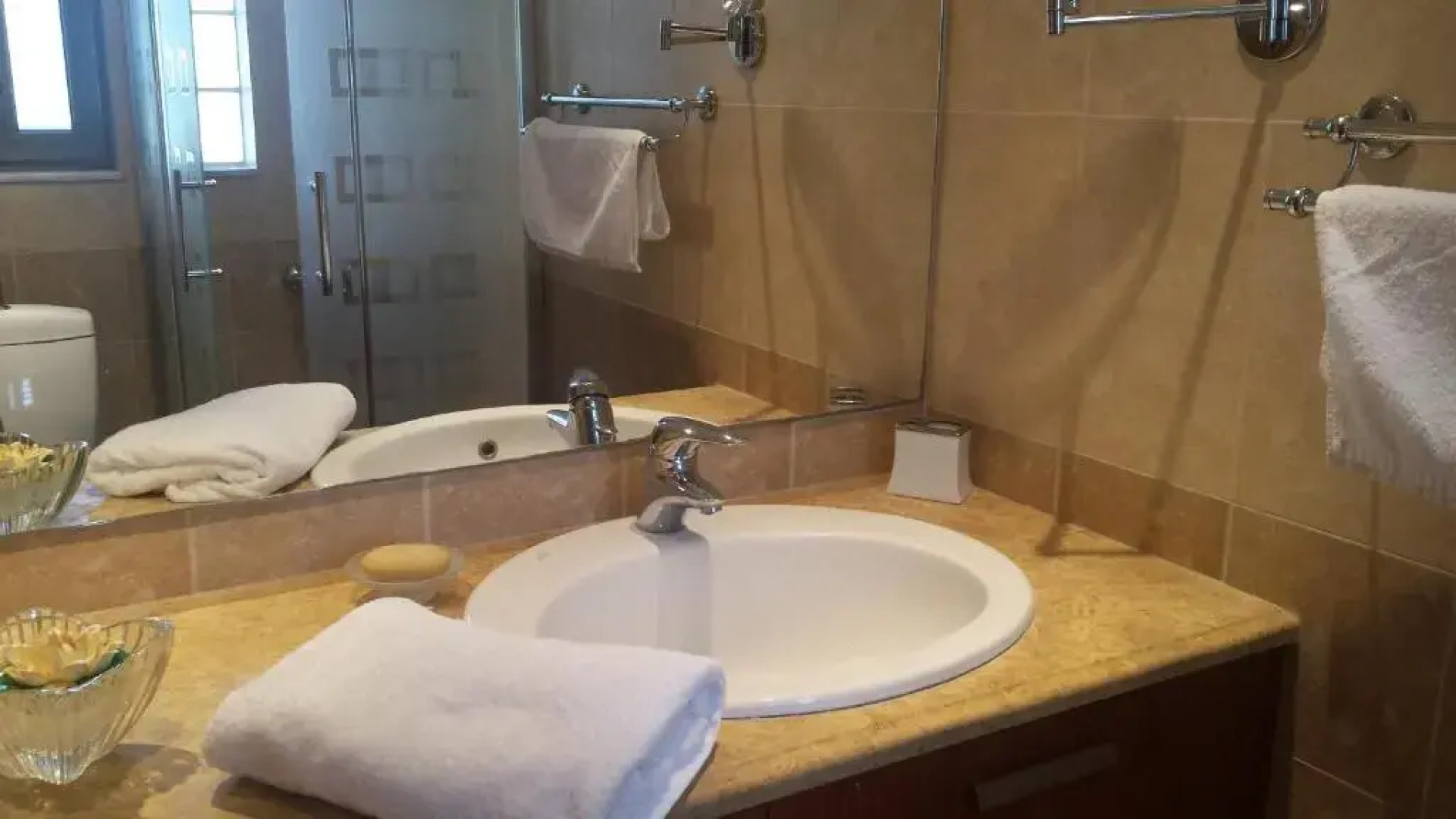 Beautiful house by the sea,Loutraki Skaloma.