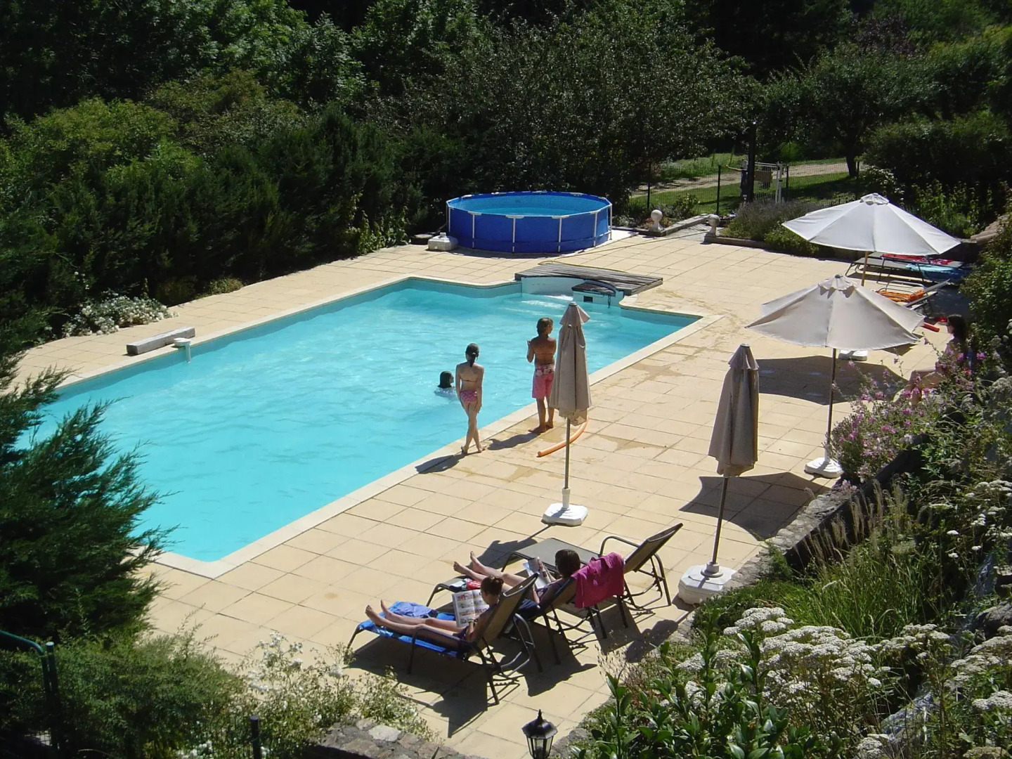 Former coach house in castle with park, large swimming pool in North Ardèche