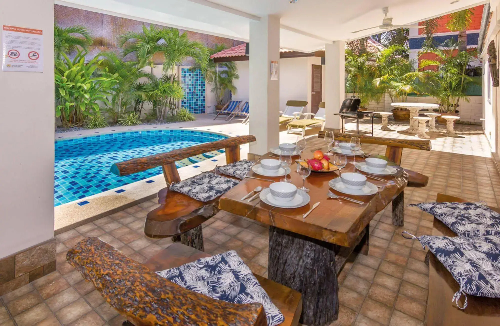 Villa Waree 5 minutes from City and Beach