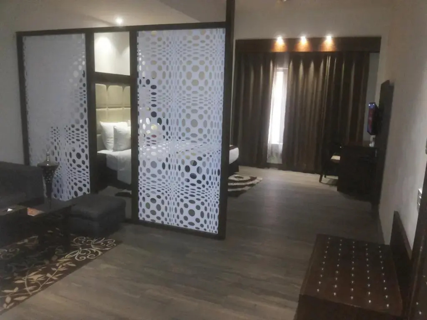 Hotel Amber Residency