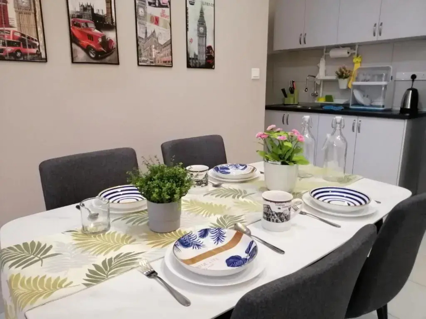 Lovely Mines Astetica Lake View Seri Kembangan 2BR