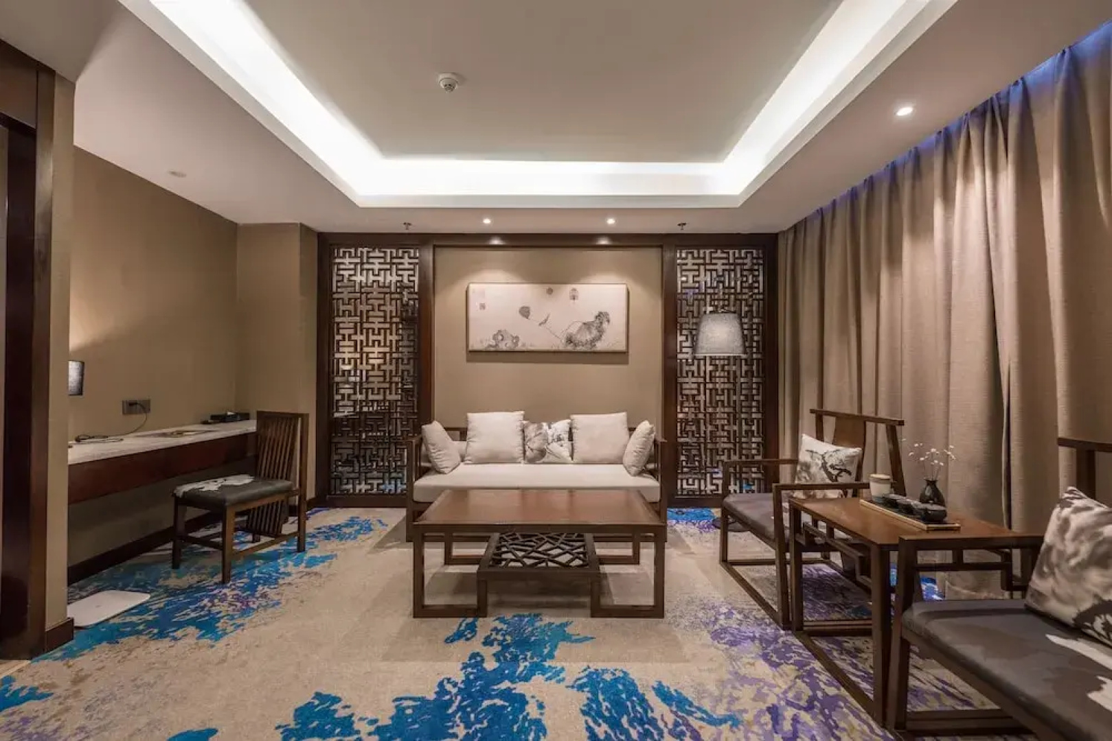Metropolo Jinjiang Hotels (Xuzhou Railway Station, Suning Plaza, Chudu)