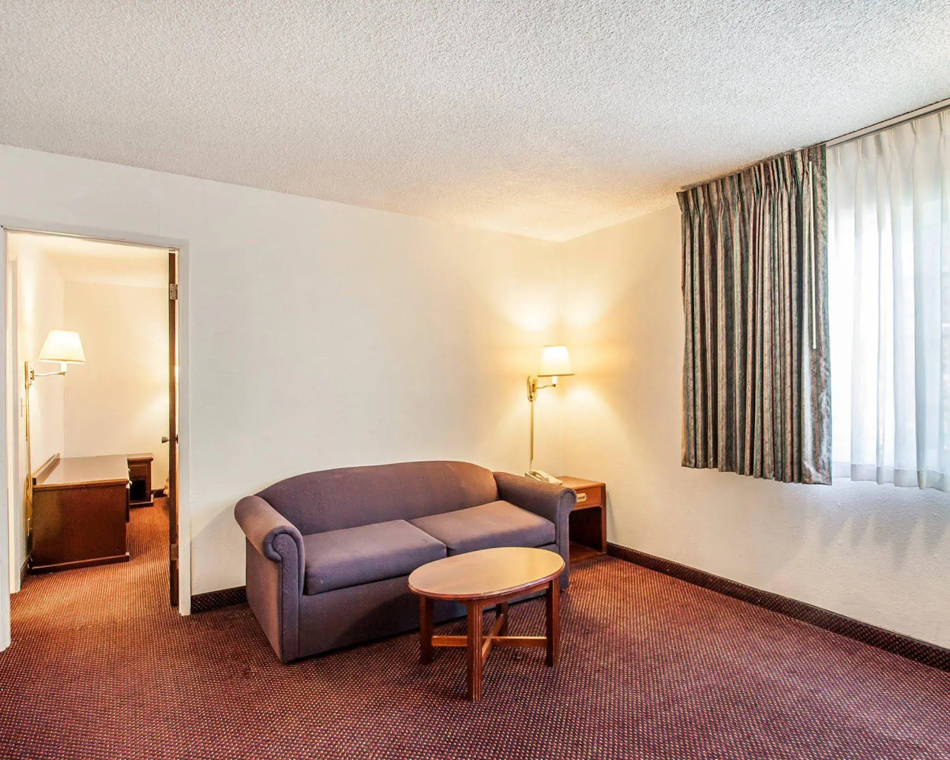 Rodeway Inn & Suites Portland West - Beaverton