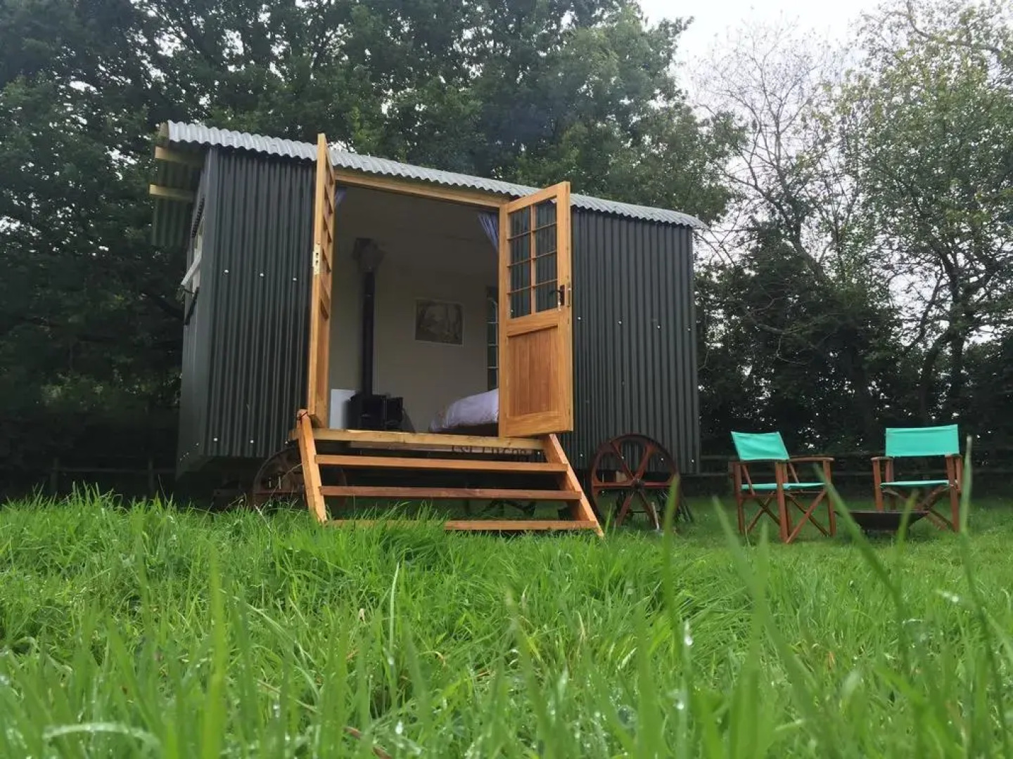 Mollies Hut And Mauds Hut